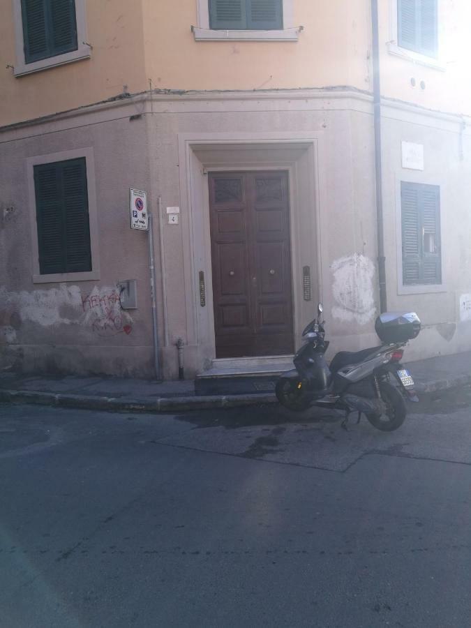 Casa L'Abbraccio Apartment Livorno Ngoại thất bức ảnh